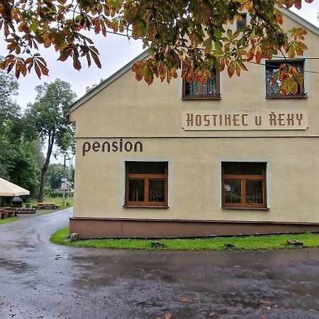 Hostinec U Reky Hotel Ostravice Ngoại thất bức ảnh