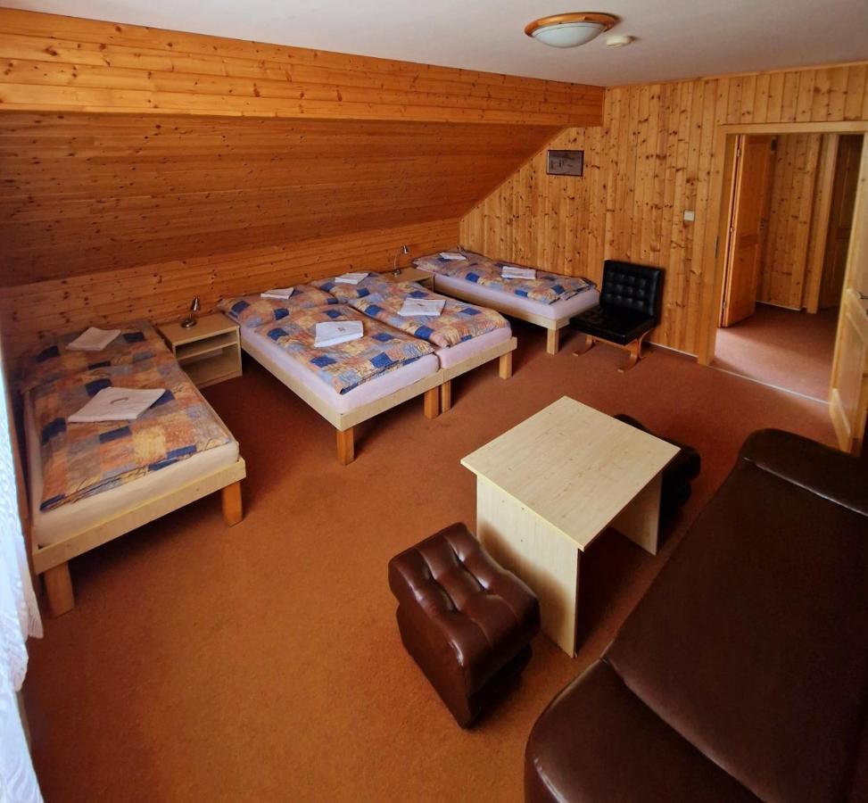 Hostinec U Reky Hotel Ostravice Ngoại thất bức ảnh