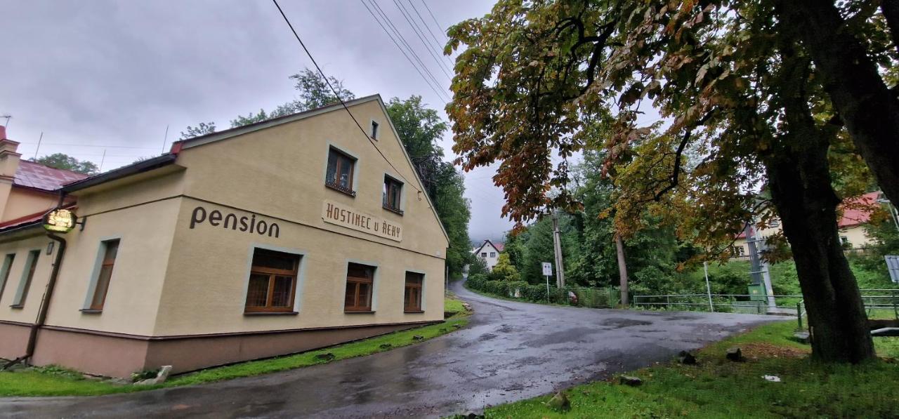 Hostinec U Reky Hotel Ostravice Ngoại thất bức ảnh